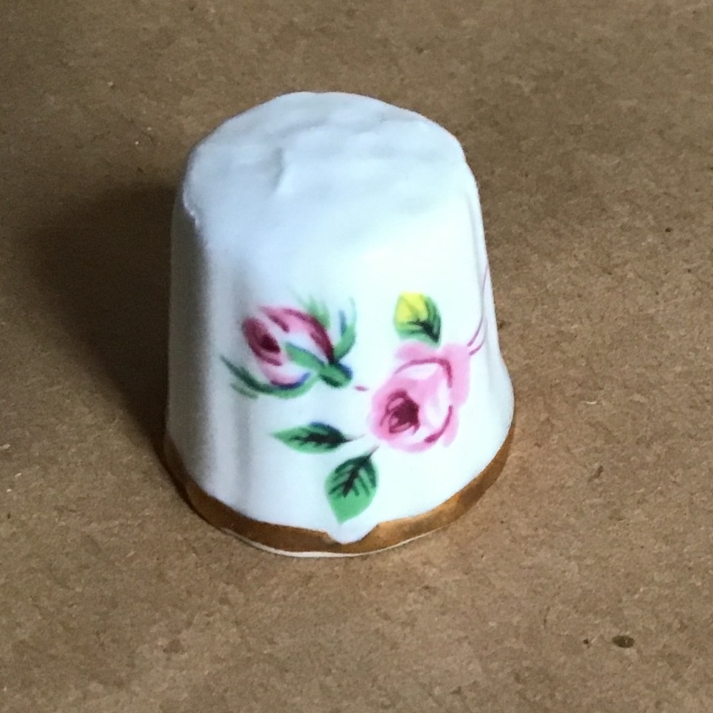 Vintage Thimble  Floral Theme